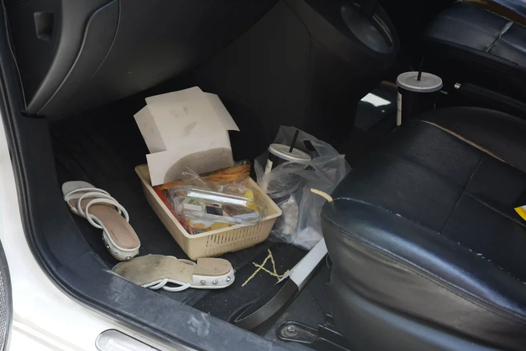 car trash can with lid